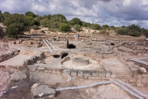 חפירת רשות העתיקות באתר. צילום: אסף פרץ, באדיבות רשות העתיקות