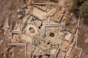 המתחם ממעוף המטוס. צילום: חברת 'גריפין צילום אוירי', באדיבות רשות העתיקות